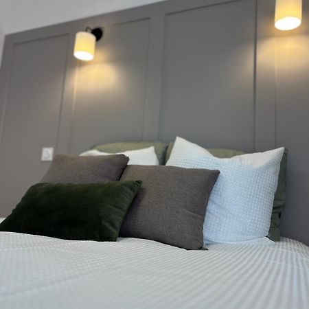 Duplex Raffine, Elegant & Climatise - La Mezz Apartment นีมส์ ภายนอก รูปภาพ