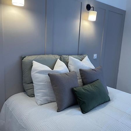 Duplex Raffine, Elegant & Climatise - La Mezz Apartment นีมส์ ภายนอก รูปภาพ