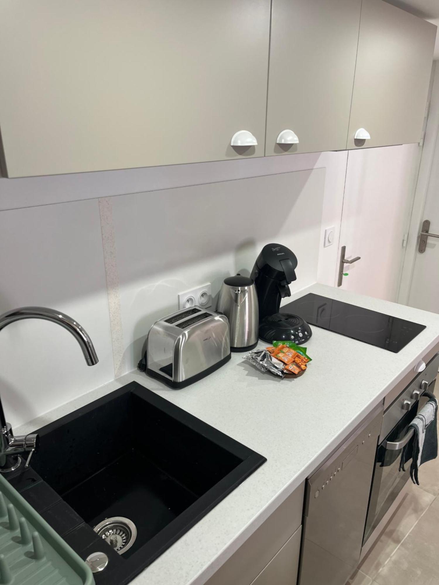 Duplex Raffine, Elegant & Climatise - La Mezz Apartment นีมส์ ภายนอก รูปภาพ
